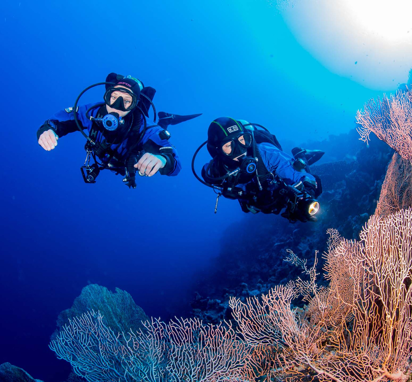 ADVANCED OPEN WATER DIVER